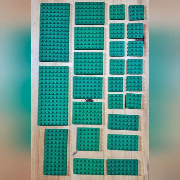Lego Lot (25) Green Plates  4X4 4X8 6X6 6X8 - Picture 2 of 5